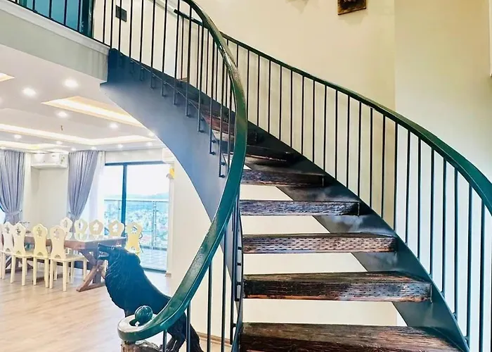Woodfield Penthouse