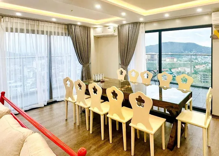 Woodfield Penthouse * Ha Long